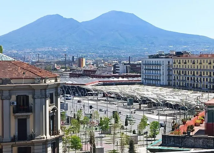 Apartment Garibaldi House Neapel