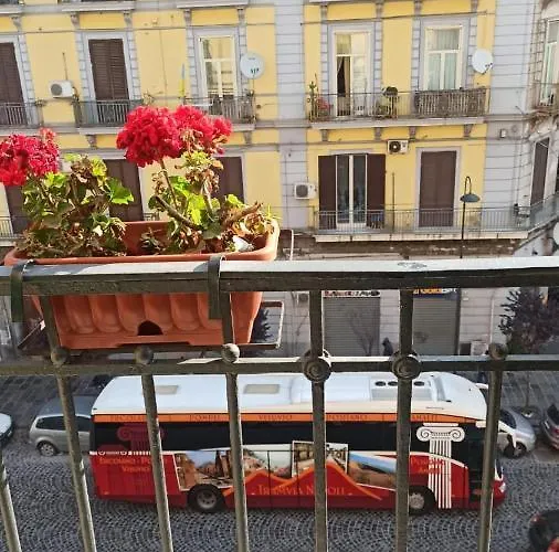 Garibaldi House Apartment