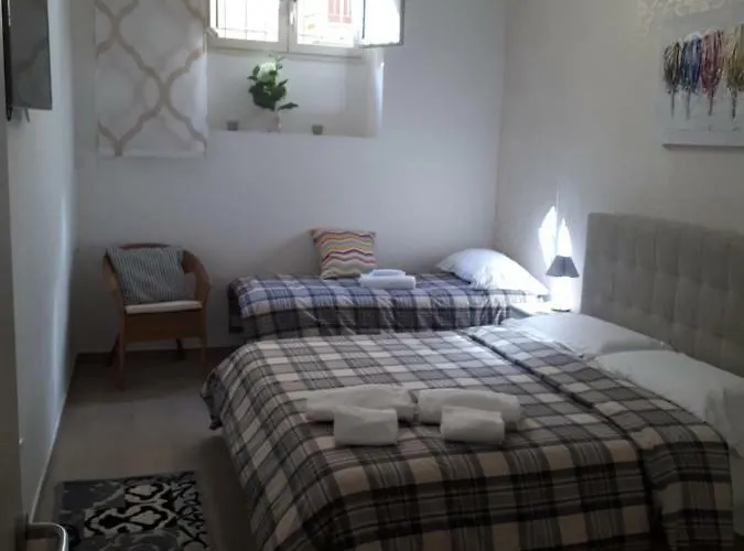 Apartment Garibaldi House