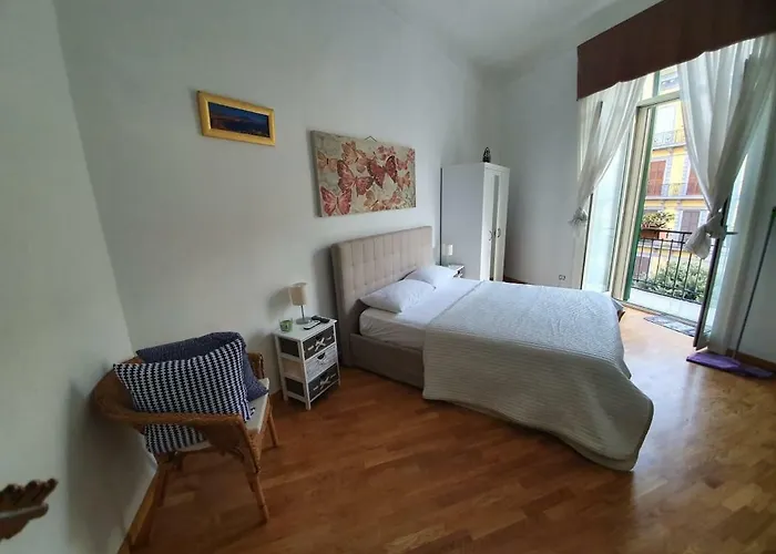 Garibaldi House * Neapel